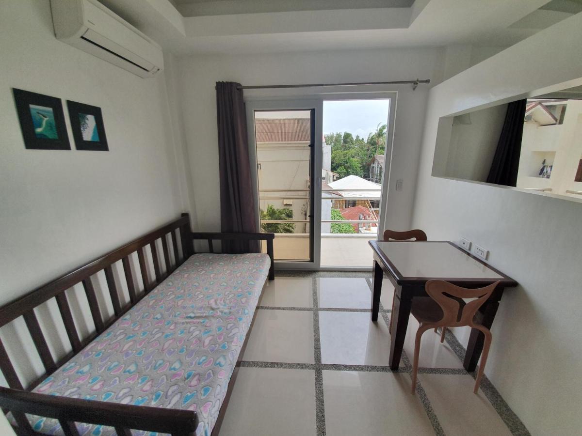 ClubBoracay Apartelle Balabag  Exterior foto