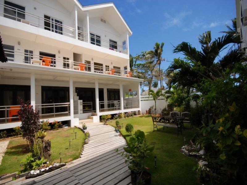 ClubBoracay Apartelle Balabag  Exterior foto